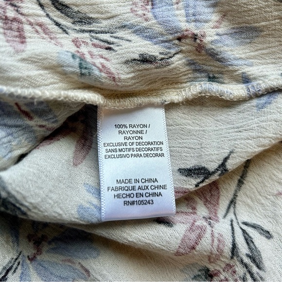 Studio B sleeveless blouse - Picture 5 of 7